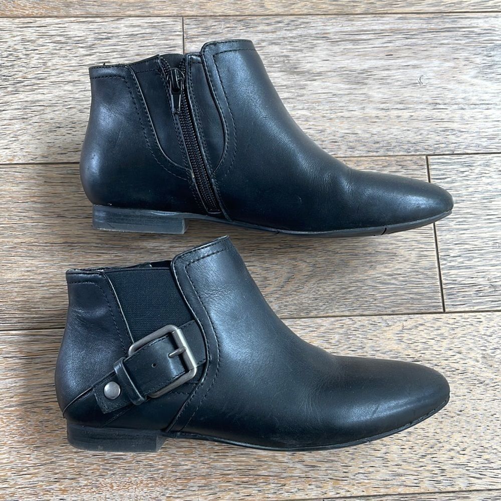 Nine West Women's Black Leather Ankle Booties 6.5